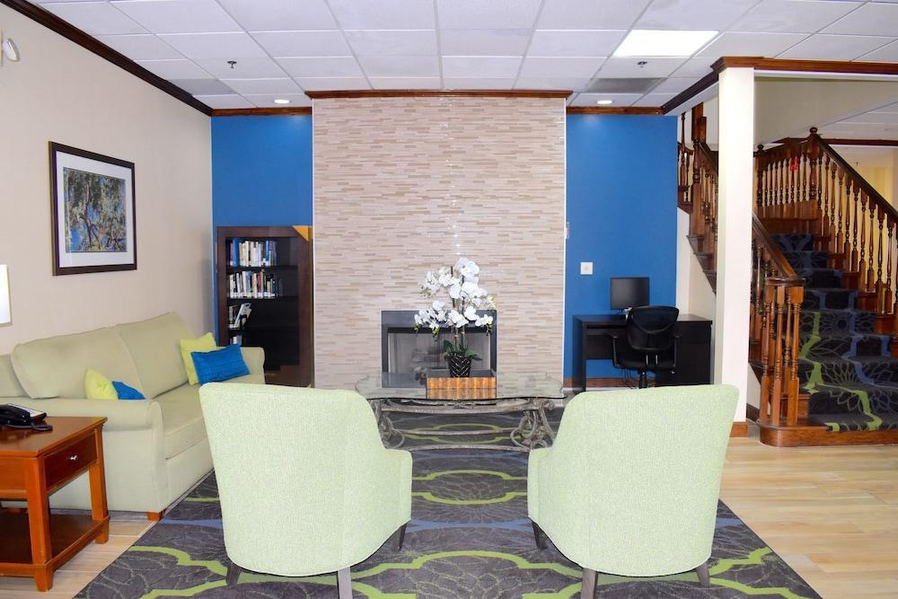 Days Inn & Suites By Wyndham Tucker/Northlake Экстерьер фото