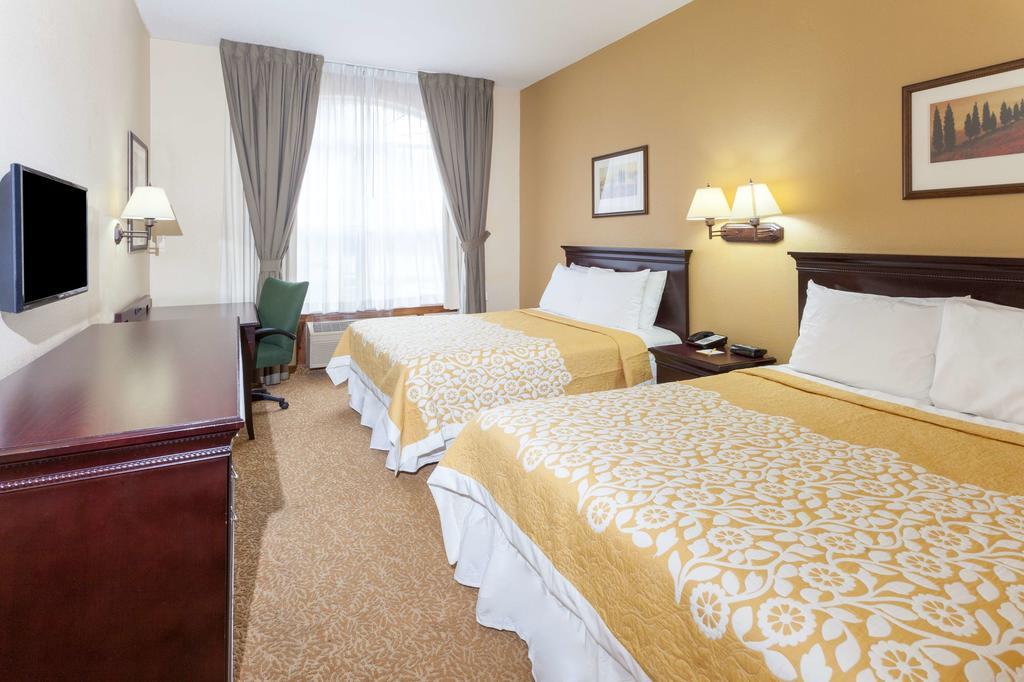 Days Inn & Suites By Wyndham Tucker/Northlake Экстерьер фото