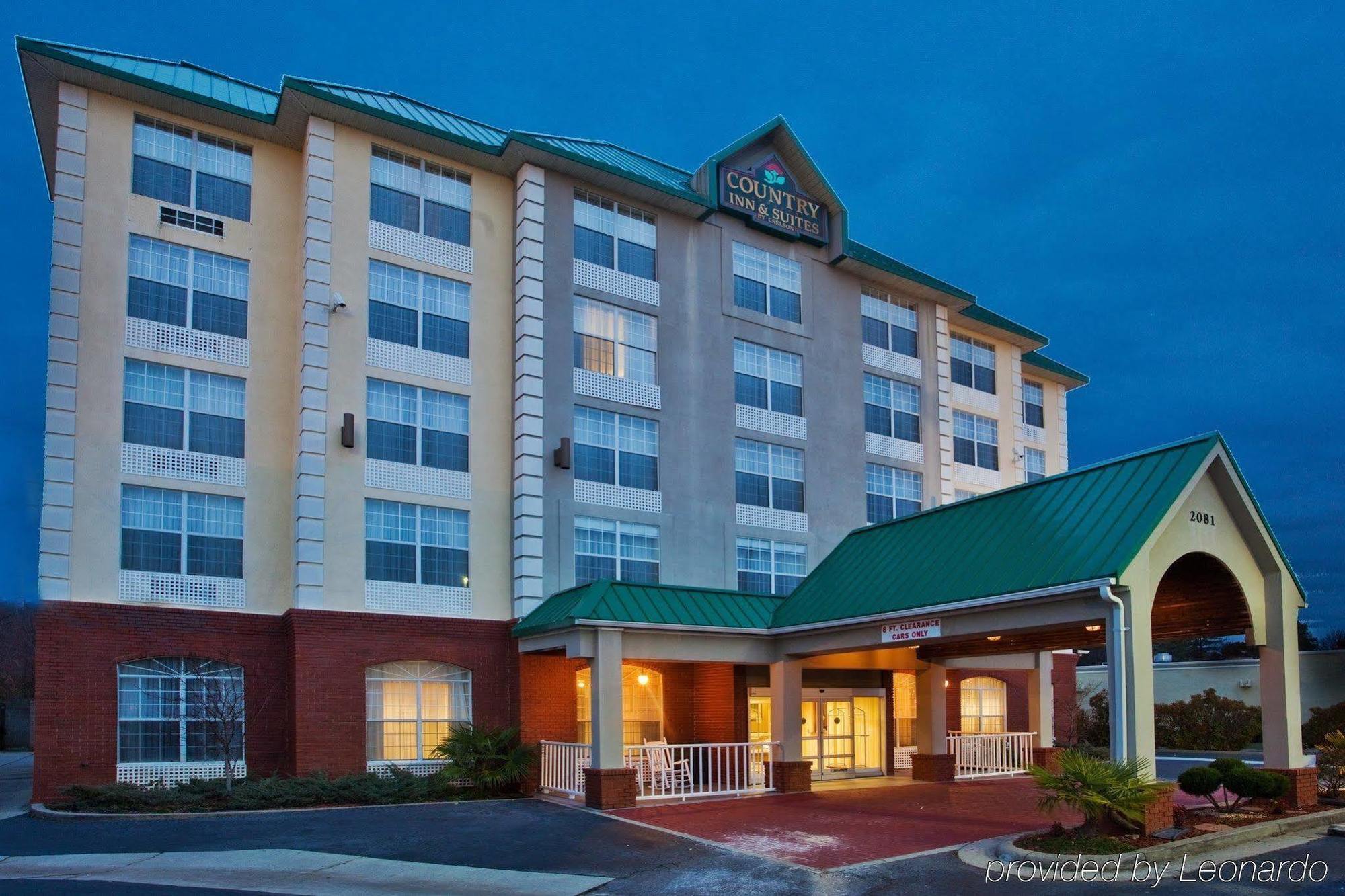 Days Inn & Suites By Wyndham Tucker/Northlake Экстерьер фото