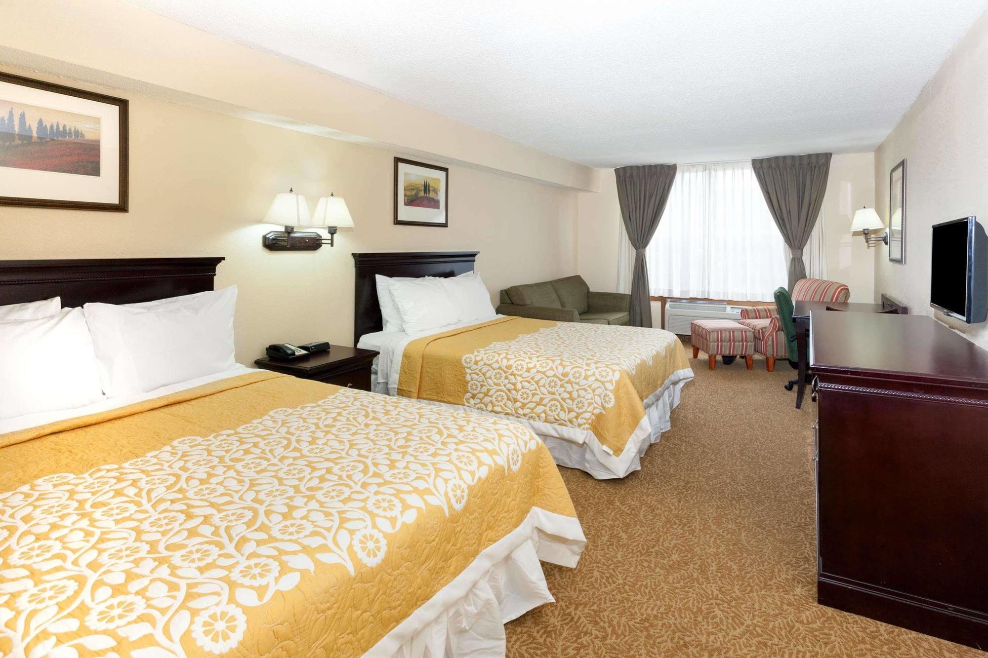 Days Inn & Suites By Wyndham Tucker/Northlake Экстерьер фото