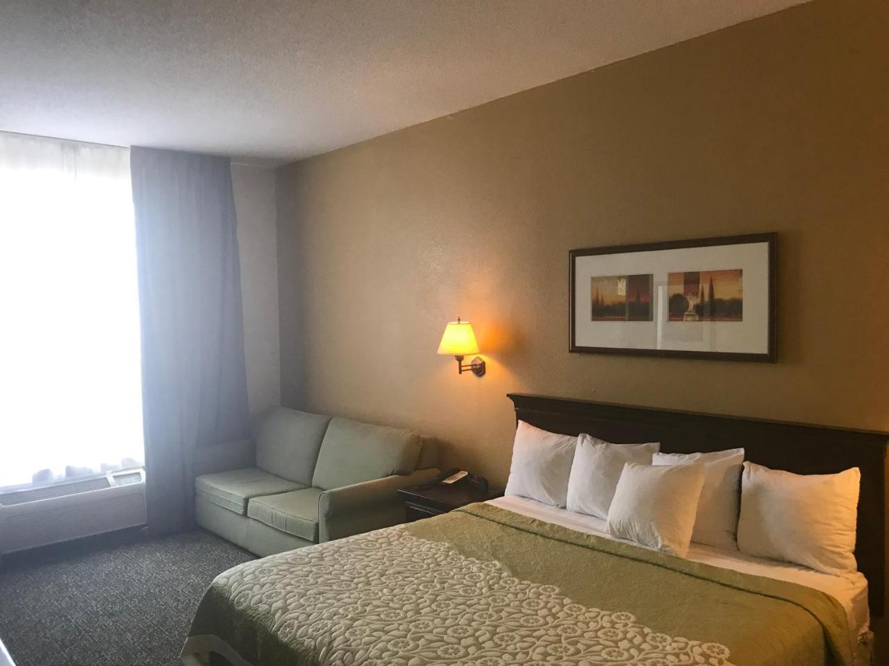 Days Inn & Suites By Wyndham Tucker/Northlake Экстерьер фото
